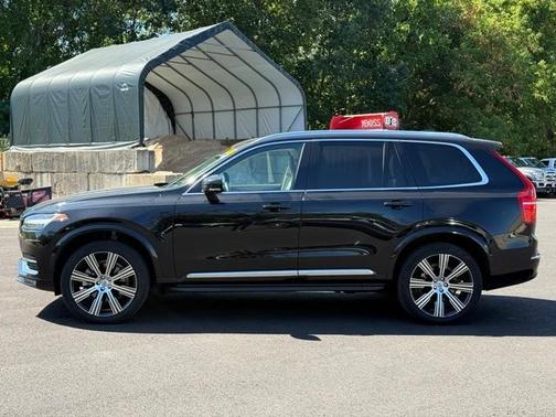 2024 Volvo XC90 B6 Ultimate Bright Theme 6-Seater