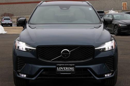 2026 Volvo XC60 B5 Plus