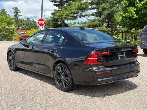 Onyx Black Metallic 2023 Volvo S60 B5 Plus Black Edition