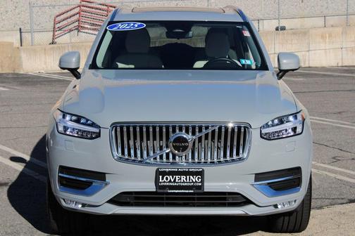 2025 Volvo XC90 B6 Plus 6-Seater