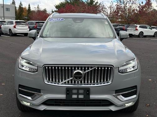 2025 Volvo XC90 B6 Plus 6-Seater