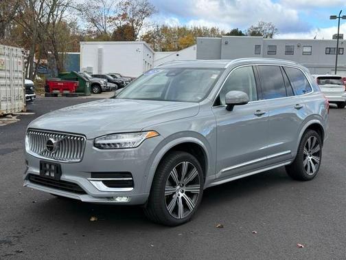 2025 Volvo XC90 B6 Plus 6-Seater