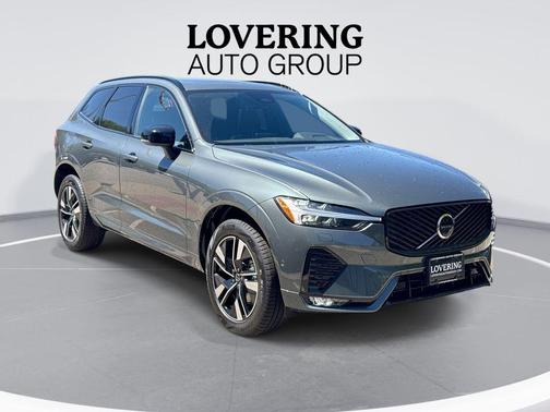 Forest Green 2026 Volvo XC60 B5 Plus