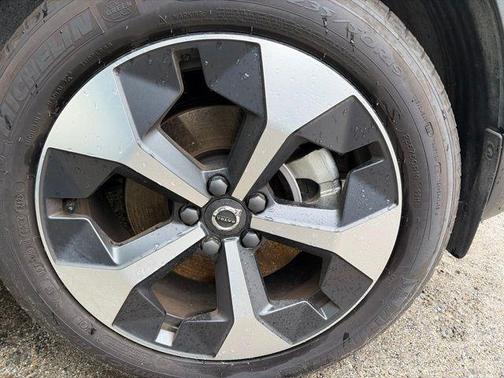 Metallic 2026 Volvo XC40 B5 Plus