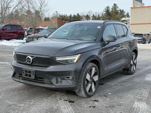 2024 Volvo XC40 Recharge Pure Electric Twin Plus