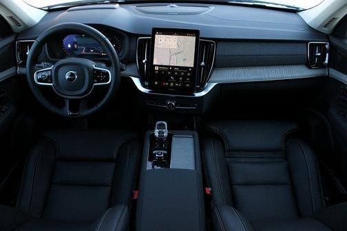 2026 Volvo XC90 B6 Ultra 7-Seater