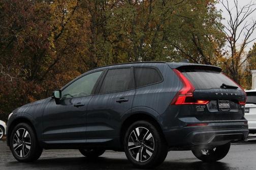 2026 Volvo XC60 B5 Core