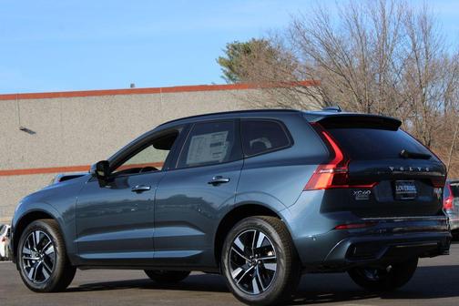 2026 Volvo XC60 B5 Plus