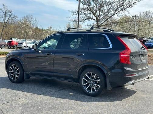 2018 Volvo XC90 T5 Momentum
