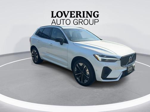 Crystal White 2026 Volvo XC60 Plug-In Hybrid T8 Plus