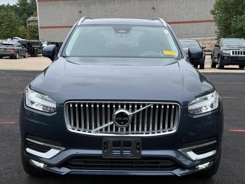 2023 Volvo XC90 B6 Ultimate 6-Seater