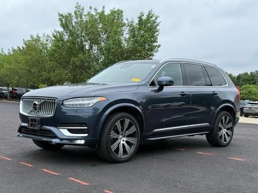 2023 Volvo XC90 B6 Ultimate 6-Seater
