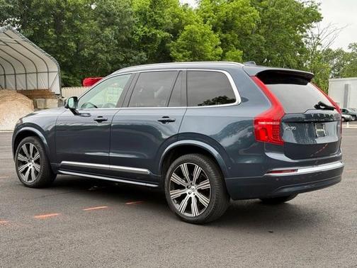 2023 Volvo XC90 B6 Ultimate 6-Seater
