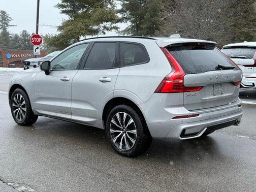 2025 Volvo XC60 B5 Plus