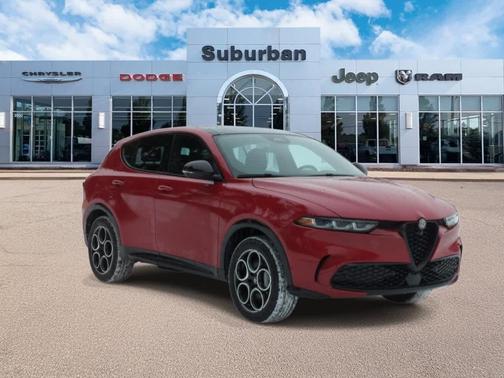 2025 Alfa Romeo Tonale Base