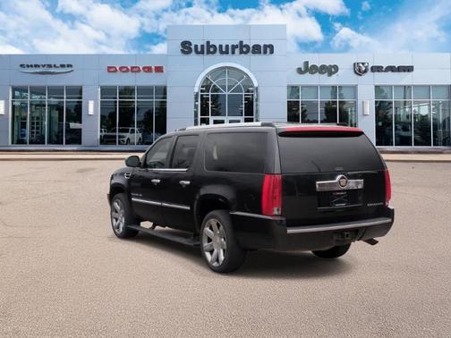 2013 Cadillac Escalade ESV Luxury