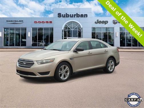 2017 Ford Taurus SE