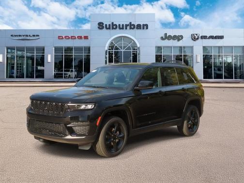 2025 Jeep Grand Cherokee Laredo