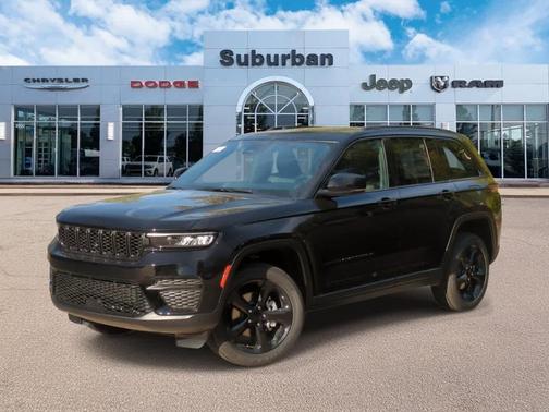 2025 Jeep Grand Cherokee Laredo