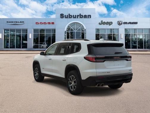 2024 GMC Acadia AT4