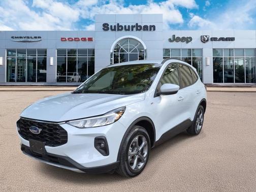 Space Silver 2025 Ford Escape ST-Line Select