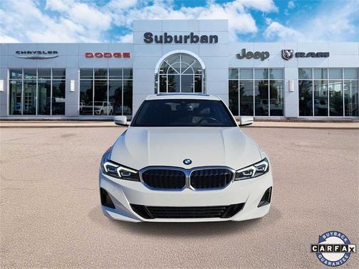 2023 BMW 330 i xDrive