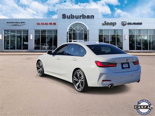 2023 BMW 330 i xDrive