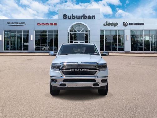 Bright White Clearcoat 2020 RAM 1500 Laramie