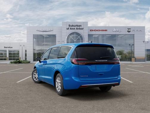 Hydro Blue Pearlcoat 2027 Chrysler Pacifica SELECT
