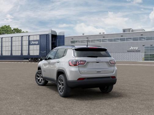 Silver Zynith 2026 Jeep Compass Limited