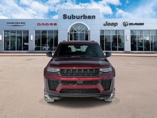 2026 Jeep Grand Cherokee Laredo