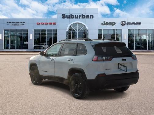 2023 Jeep Cherokee Altitude Lux