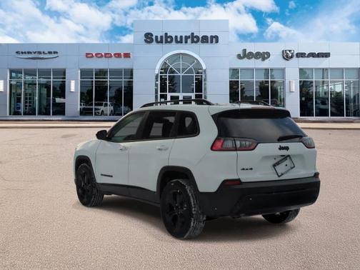 2023 Jeep Cherokee Altitude Lux