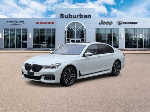 White 2018 BMW 750 i xDrive