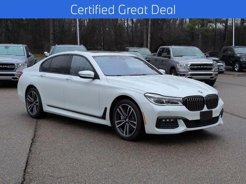 White 2018 BMW 750 i xDrive