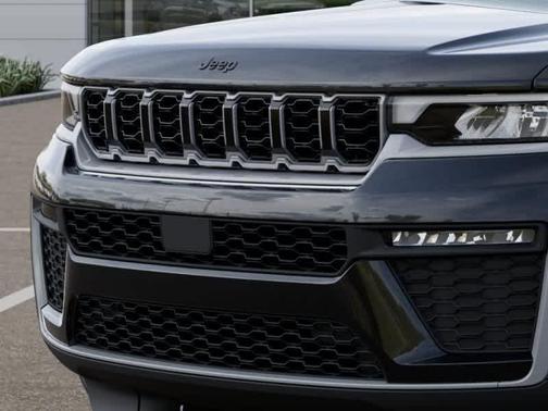 Diamond Black 2026 Jeep Grand Cherokee Limited