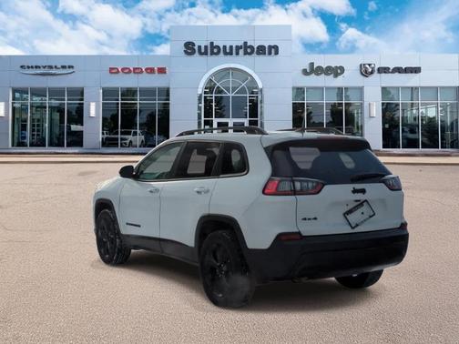 2023 Jeep Cherokee Altitude Lux