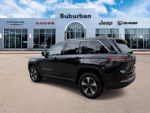 Diamond Black 2022 Jeep Grand Cherokee 4xe Base