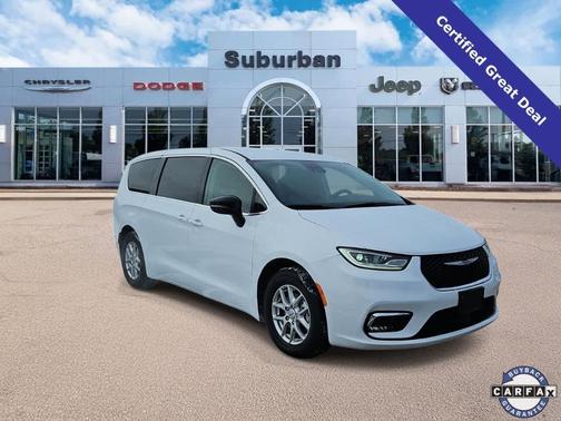 2024 Chrysler Pacifica Touring-L