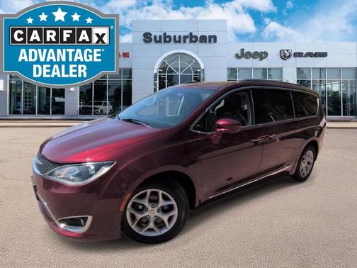 Velvet Red Pearlcoat 2018 Chrysler Pacifica Touring-L Plus