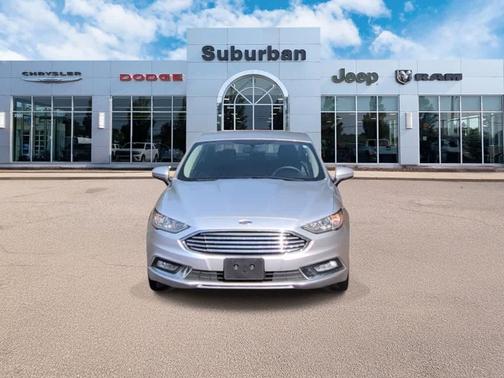Ingot Silver Metallic 2018 Ford Fusion Hybrid SE