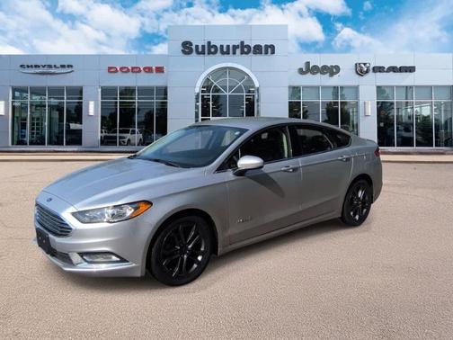 Ingot Silver Metallic 2018 Ford Fusion Hybrid SE