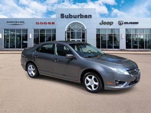 Gray 2010 Ford Fusion SEL
