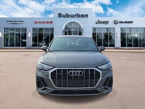 2022 Audi Q3 45 S line Premium