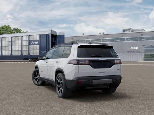 Bright White Clearcoat 2026 Jeep Cherokee Overland