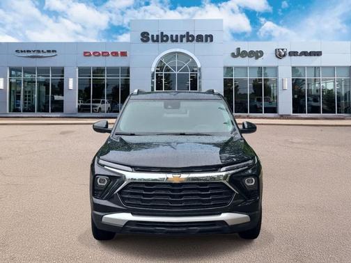 Mosaic Black Metallic 2026 Chevrolet Trailblazer LT