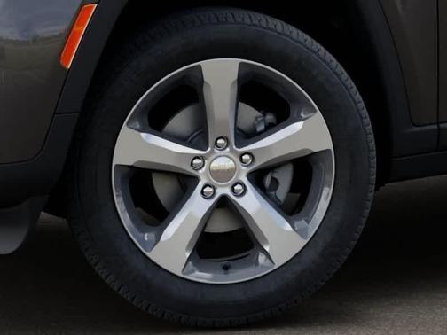 Metallic 2026 Jeep Grand Cherokee Limited