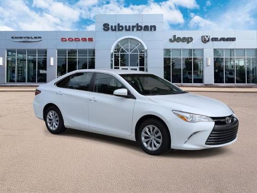 Super White 2015 Toyota Camry LE