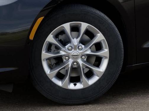 Diamond Black 2026 Chrysler Pacifica Limited