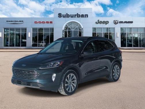 2022 Ford Escape Titanium